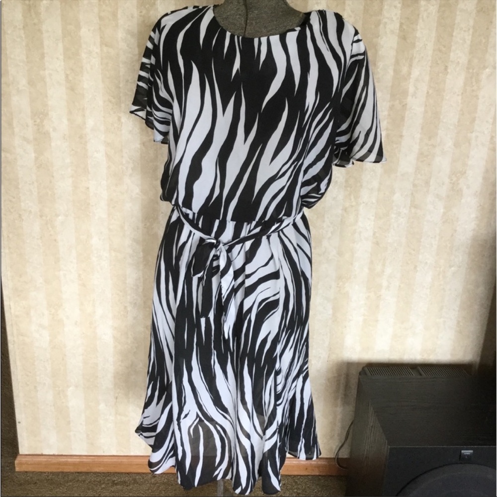 Vintage Prato Animal Print‎ Blouson Dress